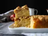 Resepti Erittäin pehmeä omenakakku ja rapea streusel-kuorrutus