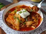 Resepti Lihalasagnekeitto ricotalla ja parmesaanilla