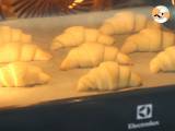 Croissantit kondensoidun maidon kanssa - Valmistelu askel 6