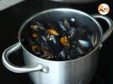 Moules marinières, yksinkertainen ja herkullinen resepti - Valmistelu askel 3