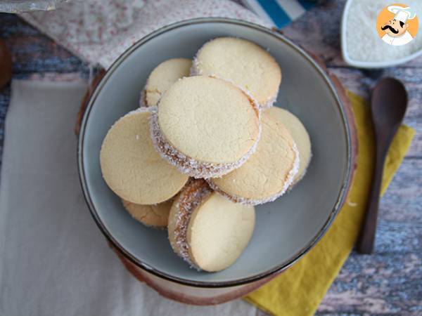 Alfajores - Argentiinalaisia pikkuleipiä maitohillon ja kookoksen kera - kuva 4