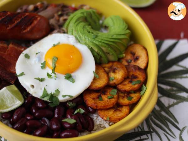 Bandeja Paisa, kolumbialainen ruokalaji täynnä makua ja perinteitä - kuva 5