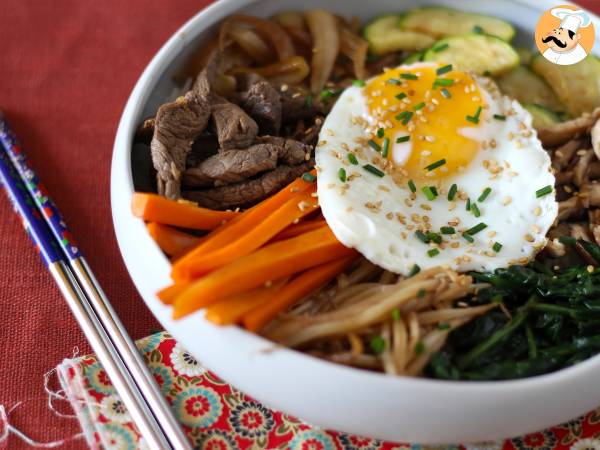 Bibimbap, perinteinen korealainen ruokalaji - kuva 8