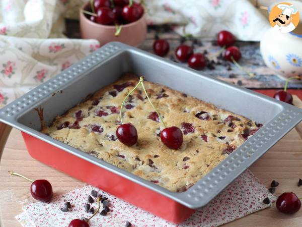 Blondie kirsikoita ja suklaata, täydellinen rapea ja sulava kakku - kuva 4