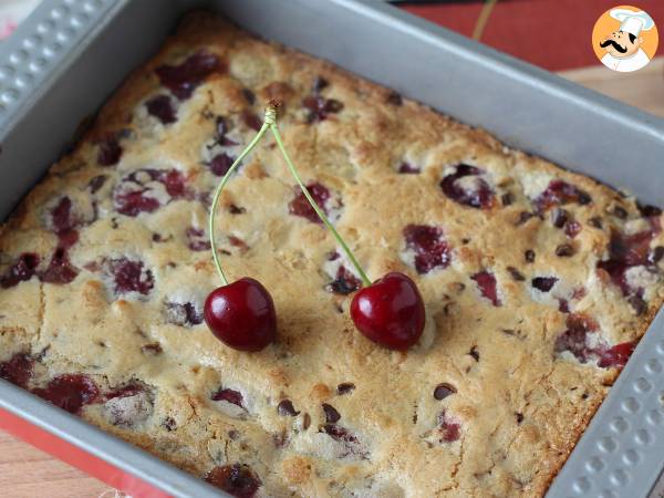 Blondie kirsikoita ja suklaata, täydellinen rapea ja sulava kakku - kuva 8