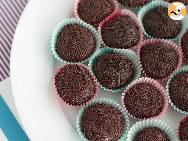 Brigadeiro, pienet brasilialaiset makeiset - kuva 2