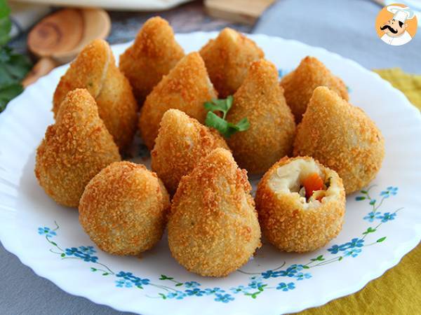 Coxinhas (brasilialaiset kanakroketit) - kuva 4