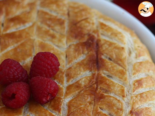 Frangipane-vadelma-pistaasipähkinä galette des rois - kuva 3