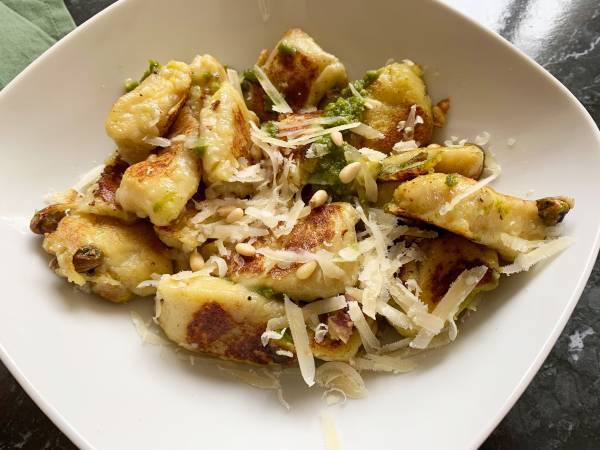 Gnocchi-mozza vihreän peston kanssa - kuva 2