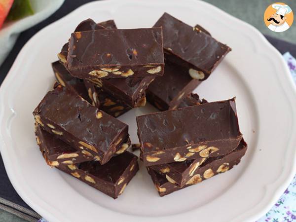 Hazelnut fudge - Suklaa ja hasselpähkinä neliöt - kuva 2