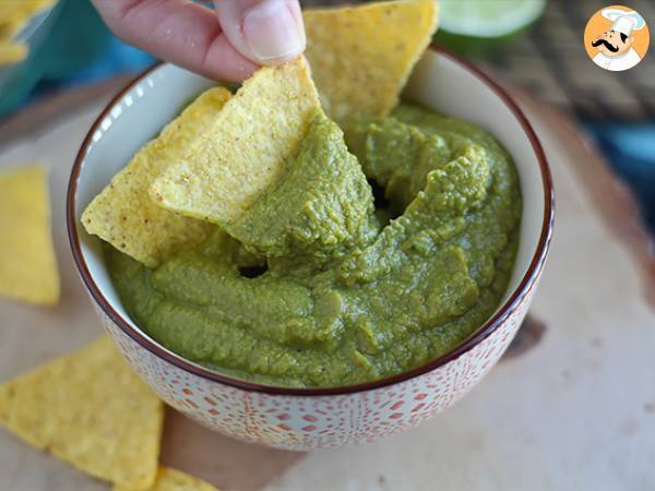 Herneitä ja limettiä sisältävä guacamole - kuva 3