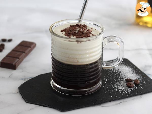 Irish Coffee (kahvi viskin ja kermavaahdon kera) - kuva 4