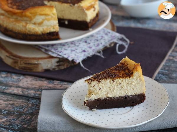 Juustokakku-brownie, yllättävä yhdistelmä, joka ilahduttaa makunystyröitäsi!