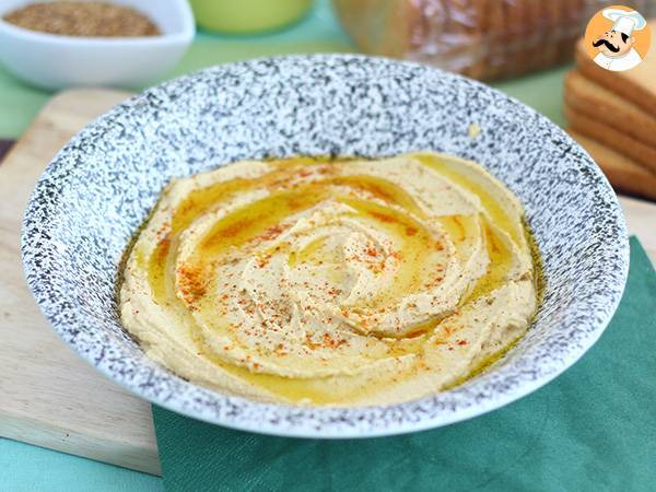 Kermainen libanonilainen hummus