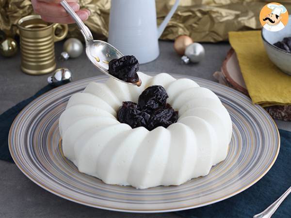 Kookospähkinäblancmange ja luumucoulis - kuva 7