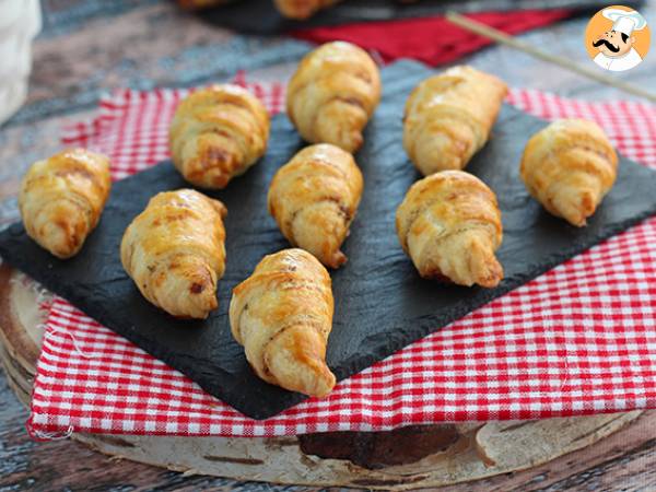 Leivonnaiscroissantit kinkun ja tuorejuuston kera - kuva 4