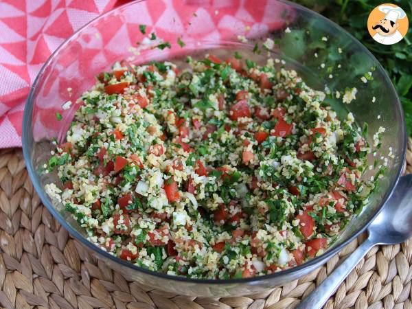 Libanonilainen tabbouleh, hyper tuoksuva ja hyvin tuore kuin me haluamme