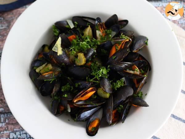 Moules marinières, yksinkertainen ja herkullinen resepti - kuva 3