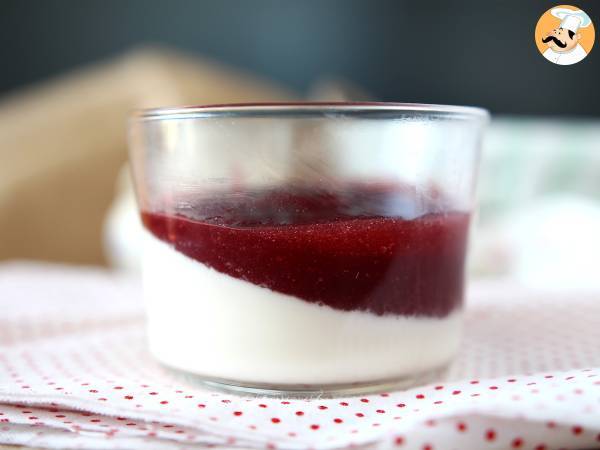 Panna cotta marjakastikkeen kanssa - kuva 2