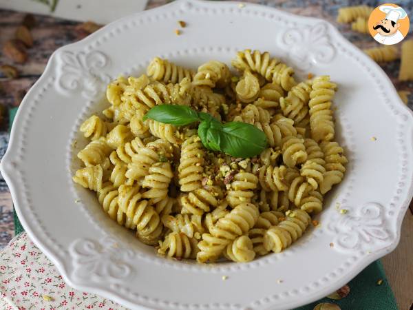 Pasta pistaasipestolla, herkullinen ja helppo resepti - kuva 3