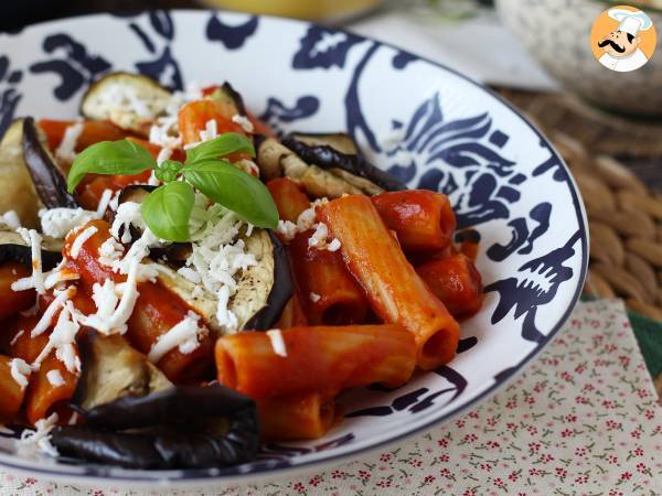 Pasta Siciliana munakoisolla, helppo ja kevyt versio - Pasta alla Norma - kuva 2