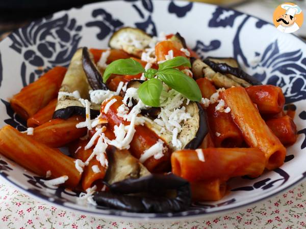 Pasta Siciliana munakoisolla, helppo ja kevyt versio - Pasta alla Norma - kuva 5