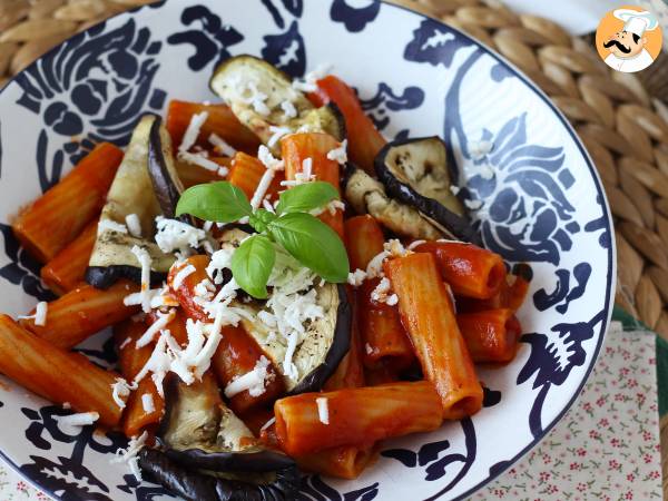 Pasta Siciliana munakoisolla, helppo ja kevyt versio - Pasta alla Norma - kuva 7