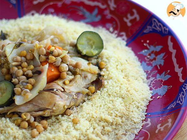 Perinteinen marokkolainen kana-couscous