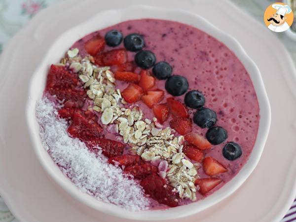 Punainen hedelmä Smoothie Bowl - kuva 2