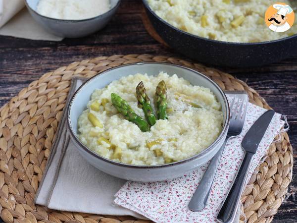 Risotto vihreän parsan ja parmesaanin kanssa