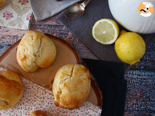 Sitruunankuorilla varustetut scones - kuva 4