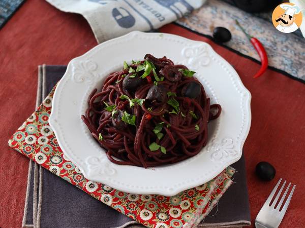 Spaghetti alla fuoco di bacco: punaviinipasta, joka tuo pöytään jotain erityistä - kuva 2