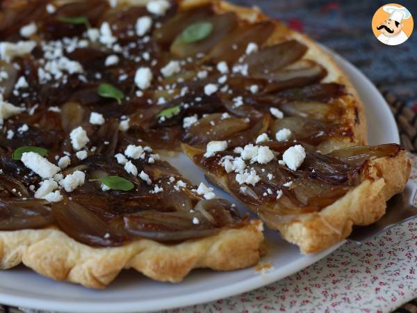 Tarte tatin salottisipulin ja fetajuuston kera, vastustamaton suolainen versio! - kuva 3