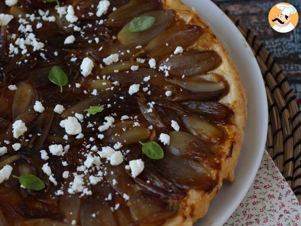 Tarte tatin salottisipulin ja fetajuuston kera, vastustamaton suolainen versio! - kuva 4