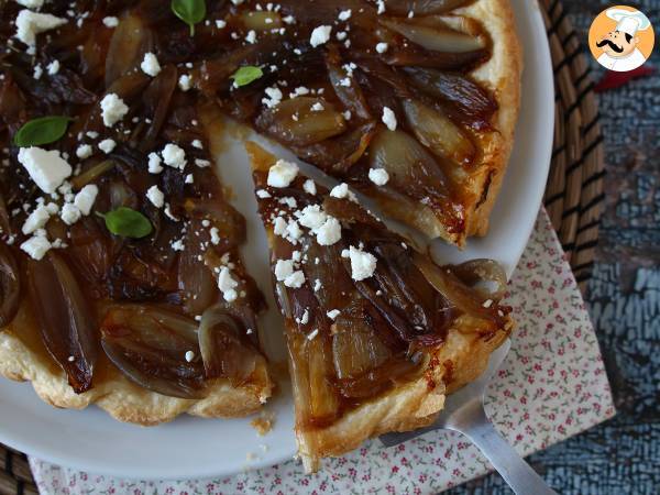 Tarte tatin salottisipulin ja fetajuuston kera, vastustamaton suolainen versio! - kuva 5