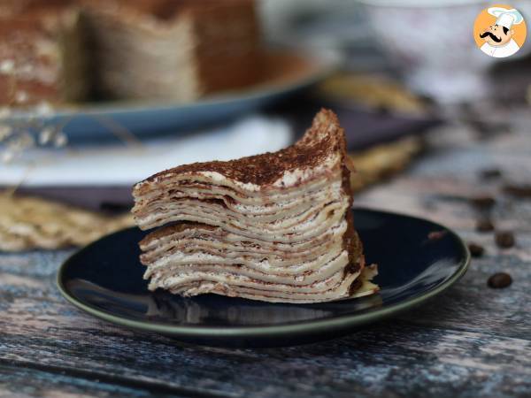 Tiramisu-tyylinen pannukakkukakku kahvin ja kaakaon kera - kuva 6