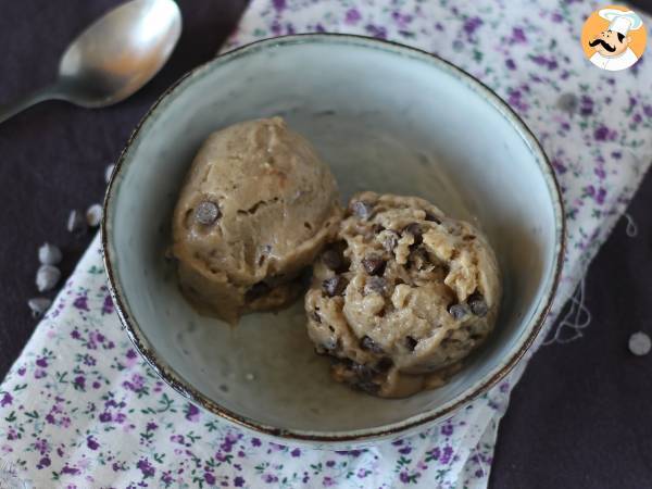 Vegaaninen banaanijäätelö superhelppo tehdä keksitaikinan makuisena! Vegaaninen keksitaikina - kuva 4