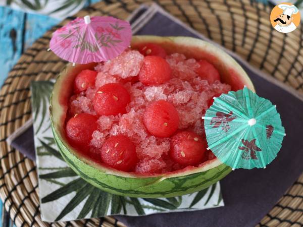 Vesimelonifrosé: superraikas granita-cocktail rosélla!